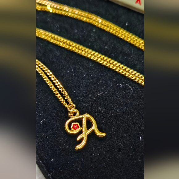 Avon Gold Tone  Kids Initial Elengance Collecting  Necklace A - Picture 3 of 15